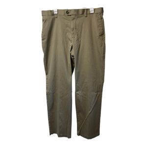 Croft & Barrow Men's Khaki Chinos